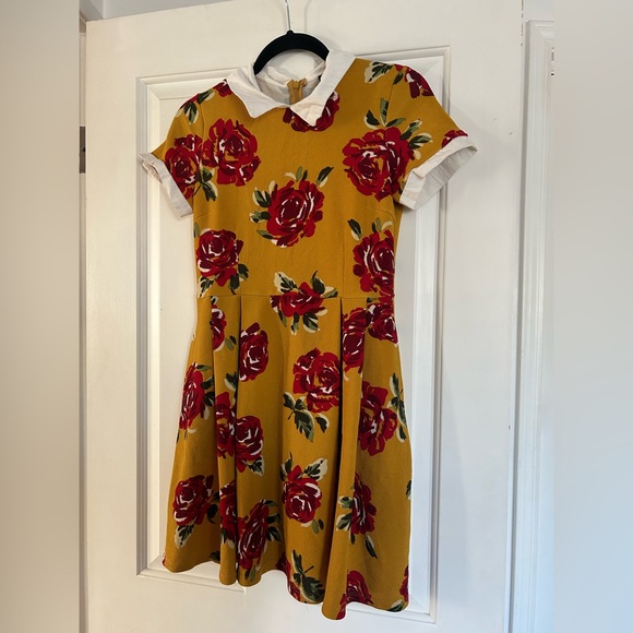 Smak Parlour Dresses & Skirts - Smak Parlour Floral Dress